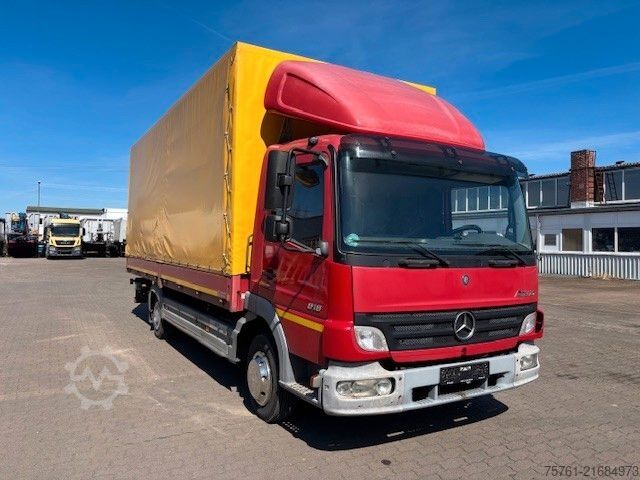 Curtain sider van MERCEDES-BENZ 818L    LBW  PMK2