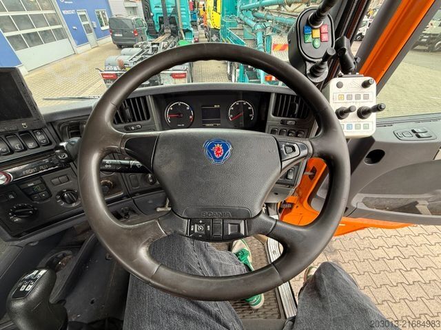 Road sweeper SCANIA G230 Kehrmaschine SCARAB Magnum