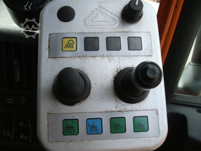 Road sweeper SCANIA G230 Kehrmaschine SCARAB Magnum