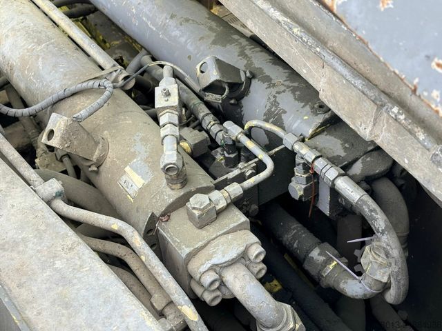 Autobetoniera cu pompă MERCEDES-BENZ ACTROS 2646 6x4 Betonpumpe PUTZMEISTER BSF 36 M