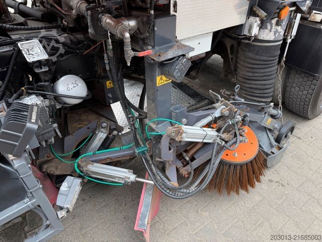 Silniční zametač MAN TGM 18.340 HD Kehrmaschine SCARAB Magnum 8,2 m³