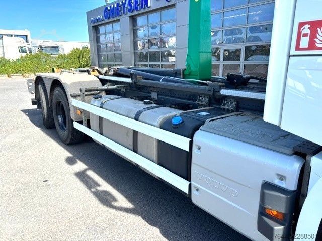 Kamion s kipom s pomičnim kontejnerom VOLVO FH420-6X2/4-MOTORSEITIG-KFZ BRIEF-TOP