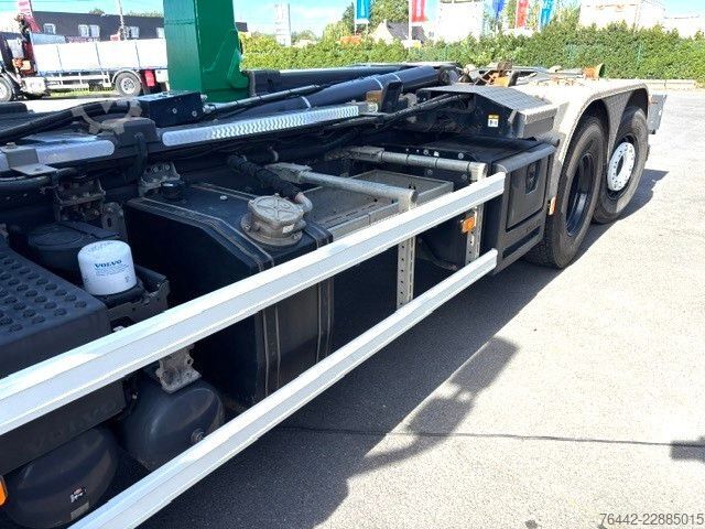 Kamion s kipom s pomičnim kontejnerom VOLVO FH420-6X2/4-MOTORSEITIG-KFZ BRIEF-TOP