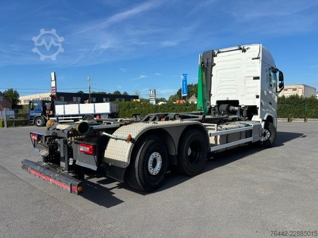 Kamion s kipom s pomičnim kontejnerom VOLVO FH420-6X2/4-MOTORSEITIG-KFZ BRIEF-TOP