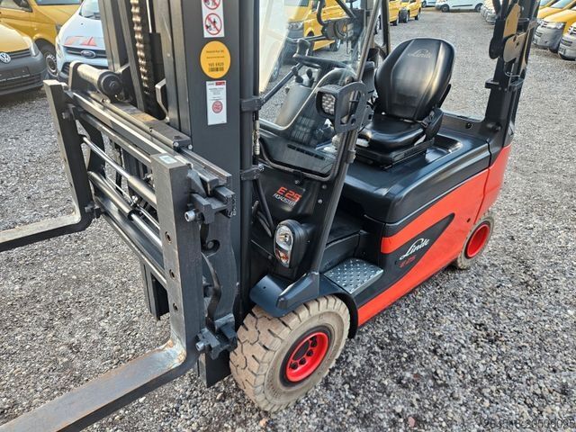 Front loader forklift LINDE E25 R Roadster , 6.880mm Hubhöhe, StVZO hydr. Zi