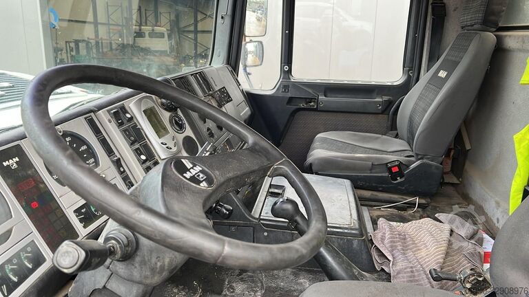 3 oldalú billenő MAN 33.463 (STEEL SUSP. / CLEAN TRUCK / GOOD TYRES ...