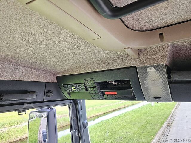 Estándar-SZM M.A.N. 18.420 TGS