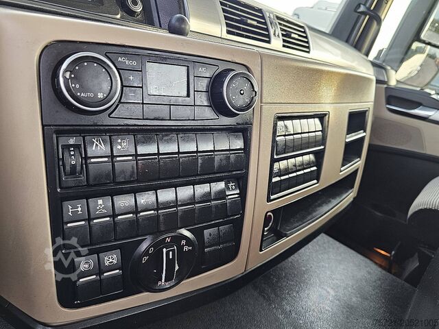 Estándar-SZM M.A.N. 18.420 TGS