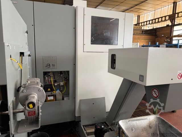κατακόρυφο κέντρο κατεργασίας Deckel Maho DMC 635 V