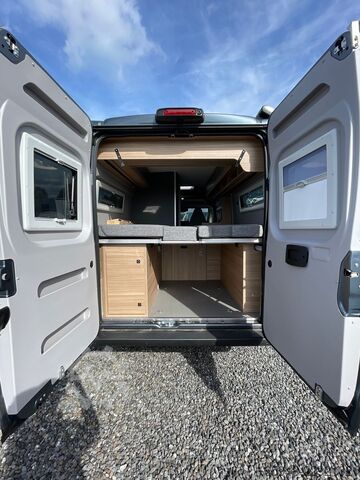 Camper van PÖSSL Summit Shine 600 L Elegance| Autom,Premium-Paket