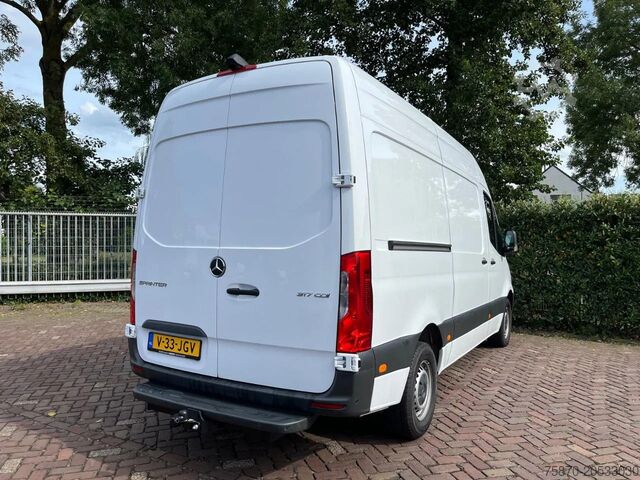 Bestelwagen dubbele cabine Mercedes-Benz Sprinter 317 1.9 CDI L2H1