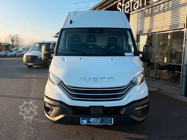 Karavan sa visokim krovom Iveco Daily 35S18 HA8 *R4.100mm*Automatik*Kamera*ACC*