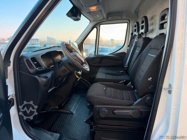 Karavan sa visokim krovom Iveco Daily 35S18 HA8 *R4.100mm*Automatik*Kamera*ACC*