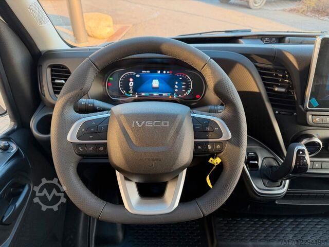 Karavan sa visokim krovom Iveco Daily 35S18 HA8 *R4.100mm*Automatik*Kamera*ACC*