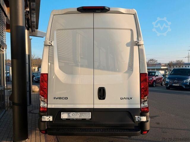 Karavan sa visokim krovom Iveco Daily 35S18 HA8 *R4.100mm*Automatik*Kamera*ACC*