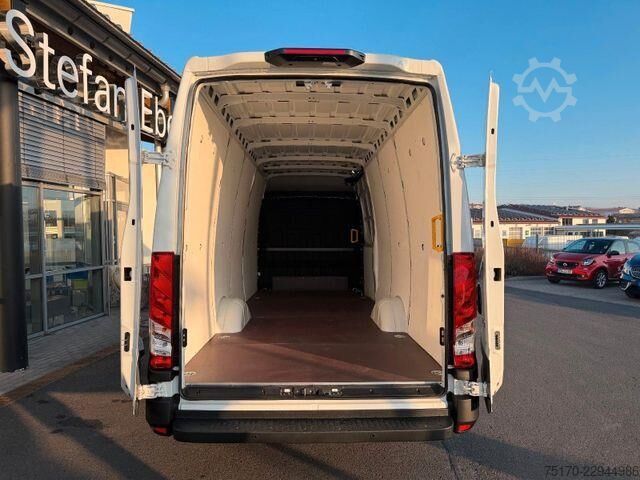 Karavan sa visokim krovom Iveco Daily 35S18 HA8 *R4.100mm*Automatik*Kamera*ACC*