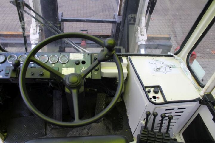 Stivuitoare diesel SveTruck 16120-35