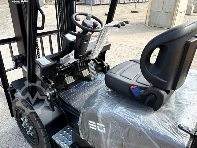 Carrello elevatore 3 tonnellate NUOVO Movetec LT30