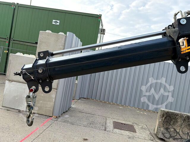 Gru cingolata Tonlita YXC200