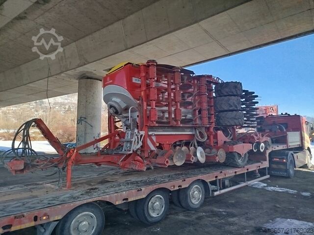 Seminatrice POTTINGER Terrasem V 6000 DZ