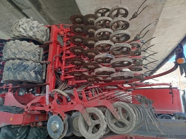 Seminatrice POTTINGER Terrasem V 6000 DZ
