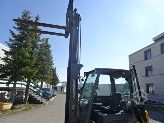 Stivuitor electric cu 4 roți Jungheinrich EFG 425s