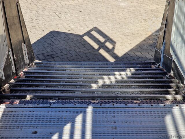 Transporte de ganado Zorzi 38S13619 Irma 2 deck livestock - Water & Ventil...