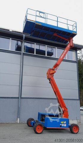 All-terrein schaarhoogwerker met nivellering UPRIGHT SL26SL