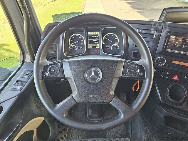  MERCEDES-BENZ ACTROS 1843