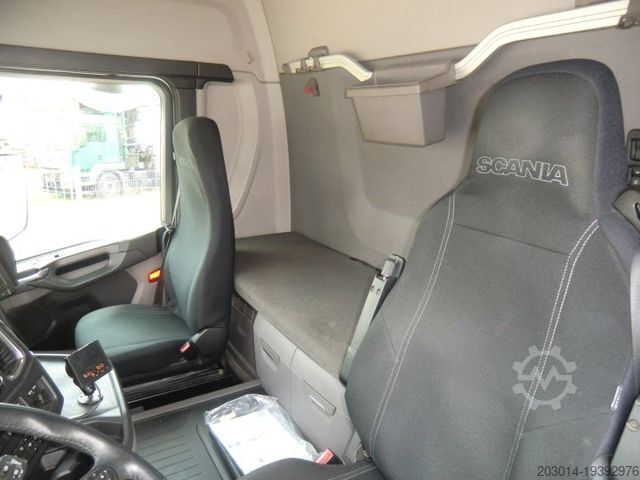 Koelwagen SCANIA R450 Kühlkoffer 6x2 Lenkachse Retarder LBW