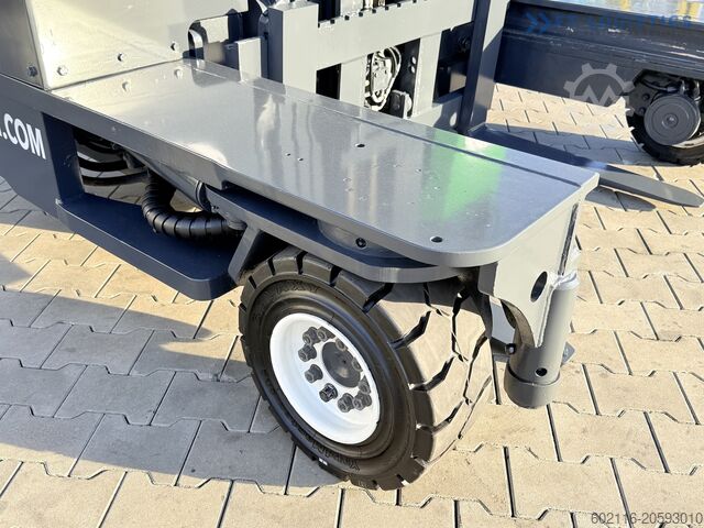 Carretilla elevadora multidireccional Combilift C4000 GAS TRIPLEX 6900 FREE-LIFT CABIN