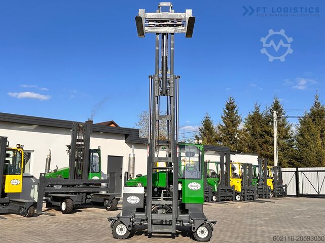 Carretilla elevadora de 4 vías Combilift C4000 / TRIPLEX / 4900MM / GAS