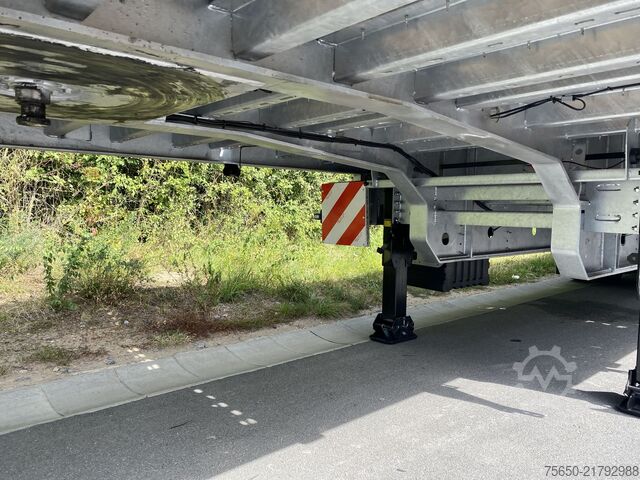 Reboque de plataforma rebaixada Möslein ST 3-Plato 9,4  3 Achs Satteltieflader Plato 45 t GGfür Fertigteile, Baumaschinen oder Container
