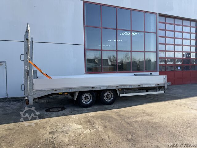 Reboque com plataforma rebaixada Möslein THT 13 Schwebheim  13 t Tandemtieflader