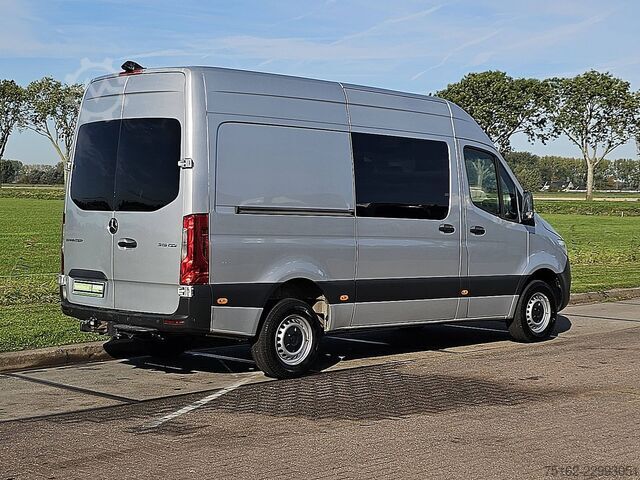 MERCEDES-BENZ SPRINTER 319 L2H2 RWD 3.5t-Trekhaak Automaat 3 Zits Mbux Navi Camera Airco Apple Carpl MERCEDES-BENZ SPRINTER 319 L2H2 RWD 3.5t-Trekhaak Automaat 3 ...