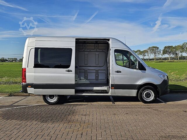 MERCEDES-BENZ SPRINTER 319 L2H2 RWD 3.5t-Trekhaak Automaat 3 Zits Mbux Navi Camera Airco Apple Carpl MERCEDES-BENZ SPRINTER 319 L2H2 RWD 3.5t-Trekhaak Automaat 3 ...