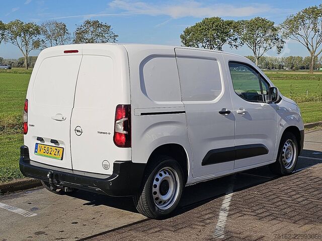 OPEL COMBO 1.5 l1 navi automaat ac! OPEL COMBO 1.5 L1 Navi Automaat AC!