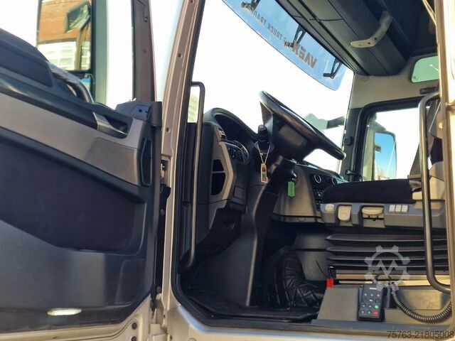 Standard-SZM MAN TGX 18.560 4x2 - Retarder - Night clima - Full ...