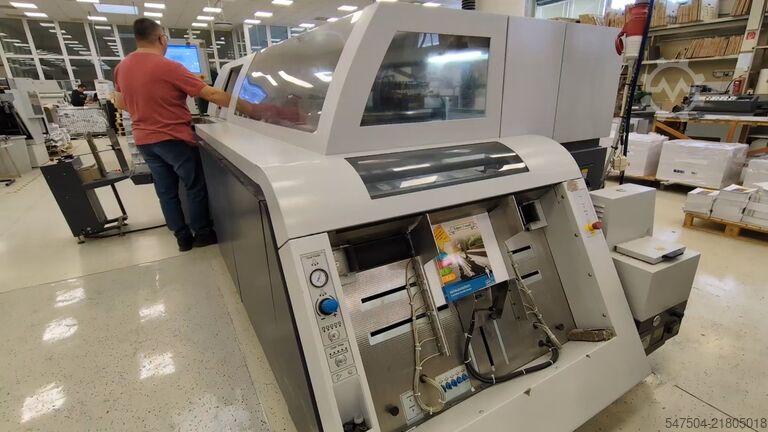 Mașină de broșat perfect Heidelberg Eurobind 1300D