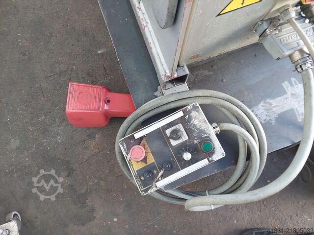 Hidraulikus forgó- és billenő hegesztőasztal ESAB-PEMA 750 AHM