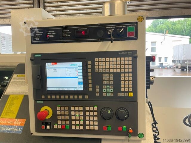 Torno CNC SAEILO CONTUR LT 20