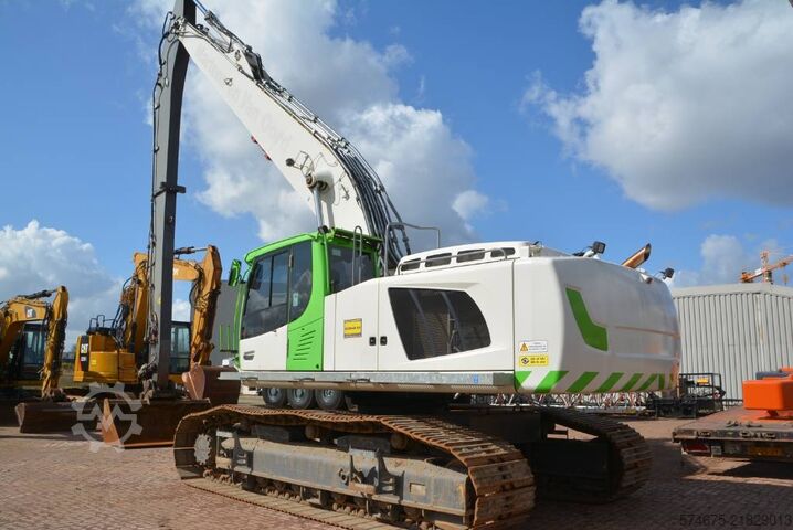 Teleskopik ekskavatör Liebherr R 946 LC-V   Long Reach
