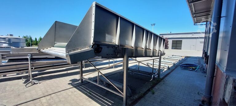 Doseerbunker voor groenten en fruit van roestvrij staal (Inox)  