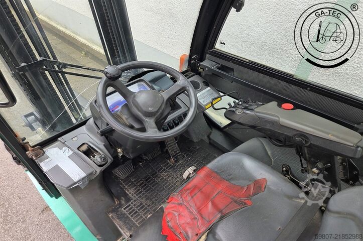 Dízel targoncák Mitsubishi FD25N