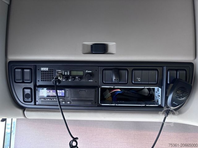 Standaard trekker DAF XF 530 SSC Super Space Cab Prod. 2022 - RETARDER