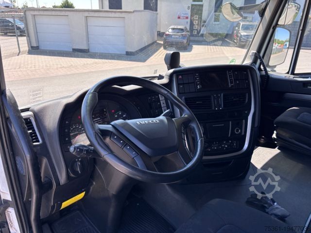 Volume trekker IVECO Stralis 460 LNG MEGA RETARDER Euro6