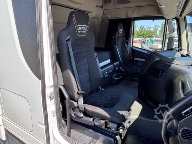 Volume trekker IVECO Stralis 460 LNG MEGA RETARDER Euro6