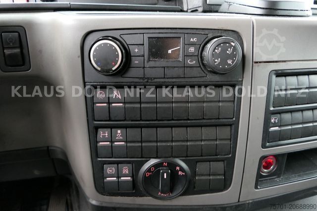 Vrachtwagen met bakwagen MAN TGL 12.250 Koffer 12t Kamera LBW Euro 6