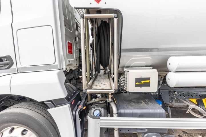 Tanklaster MERCEDES ANTOS 2530 BL+MAGYAR 19.000L/6COMP