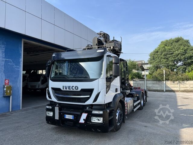 Camion scarrabile con gru Iveco Stralis 480